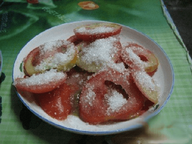Pomidory z cukrem