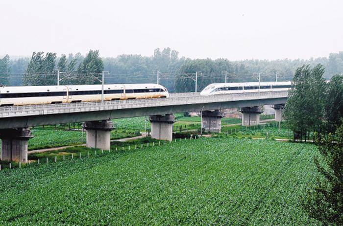 high-speed-train-surpasses-420-km_h-speed-test
