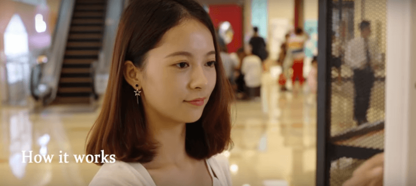 Płać uśmiechem - testy w KFC w Chinach